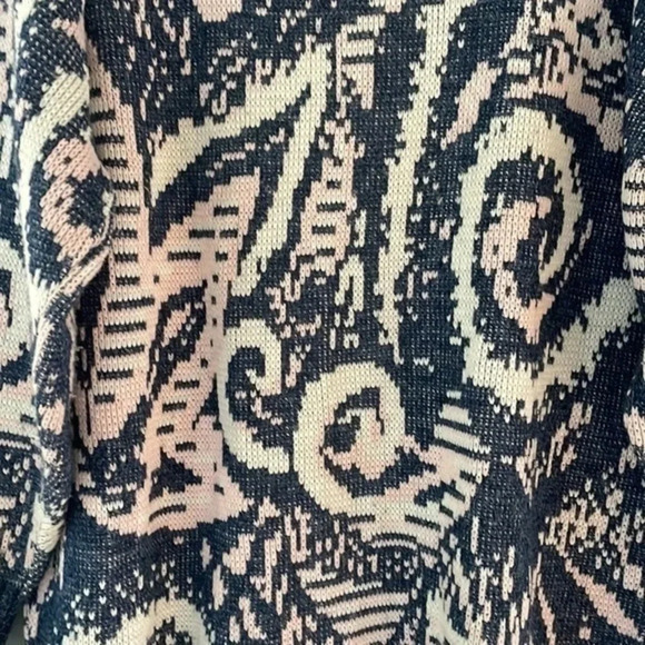 Vintage College Point Sweater - Picture 2 of 4